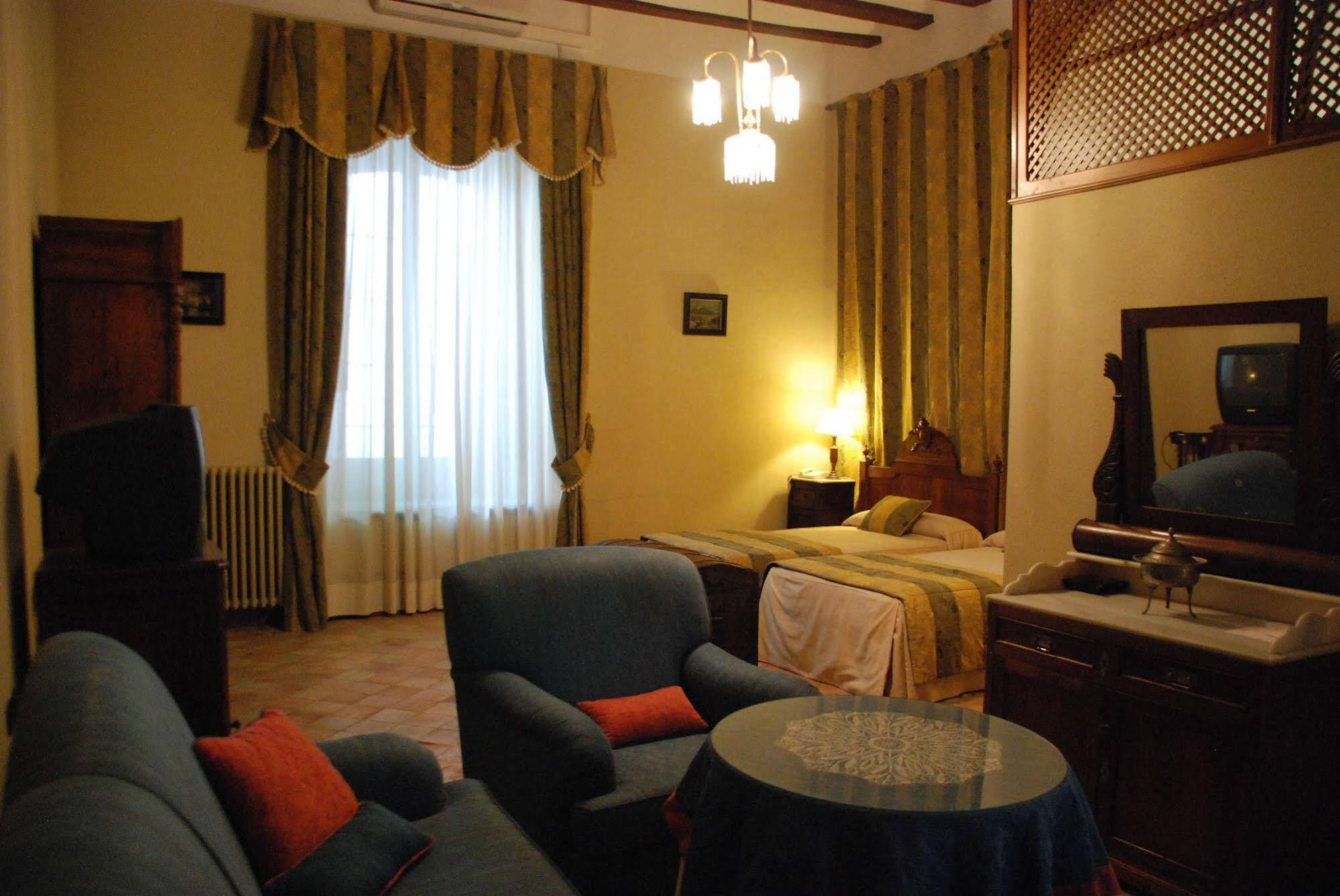 Hotel Ordonez Sandoval Úbeda Dış mekan fotoğraf